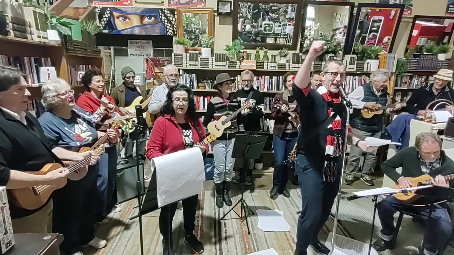 Photo SKULL performing at the op shop